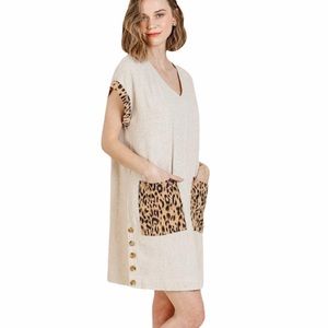 Umgee Animal print V-neck dress Mini